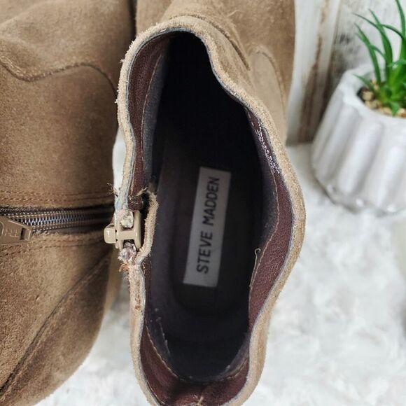 Steve Madden Harrlee Suede Booties Tan Size 6.5 - Picture 3 of 11